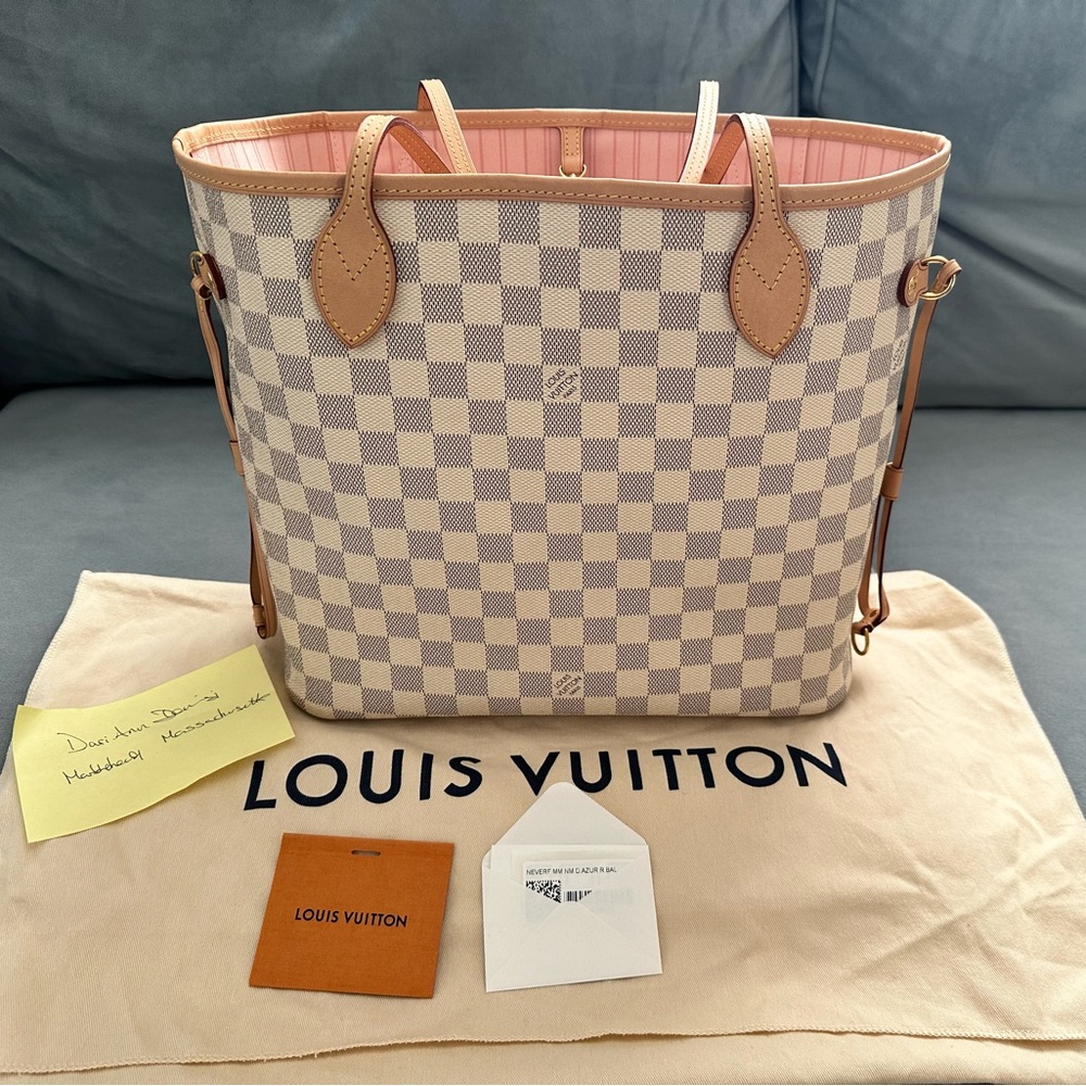 Authentic Louis Vuitton Neverfull MM Azur/Pink Interior